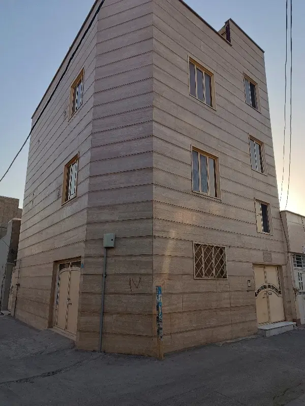 فروش خانه شخصی ۱۰۰ متری سه طبقه