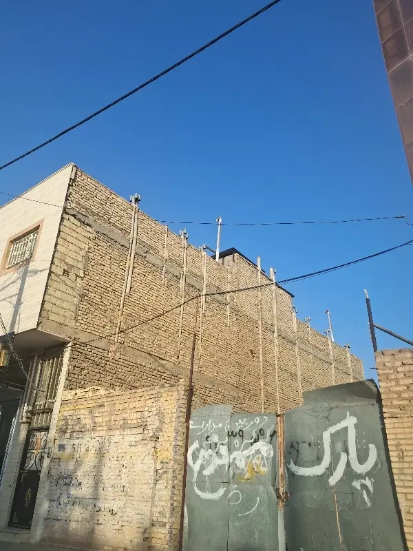زمین دشتی