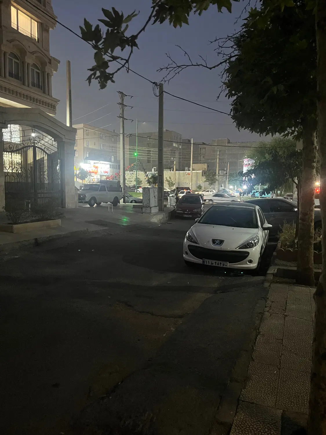 فروش زیرزمین_۱۸۶متر_بلوارباغستان میدان امام حسین