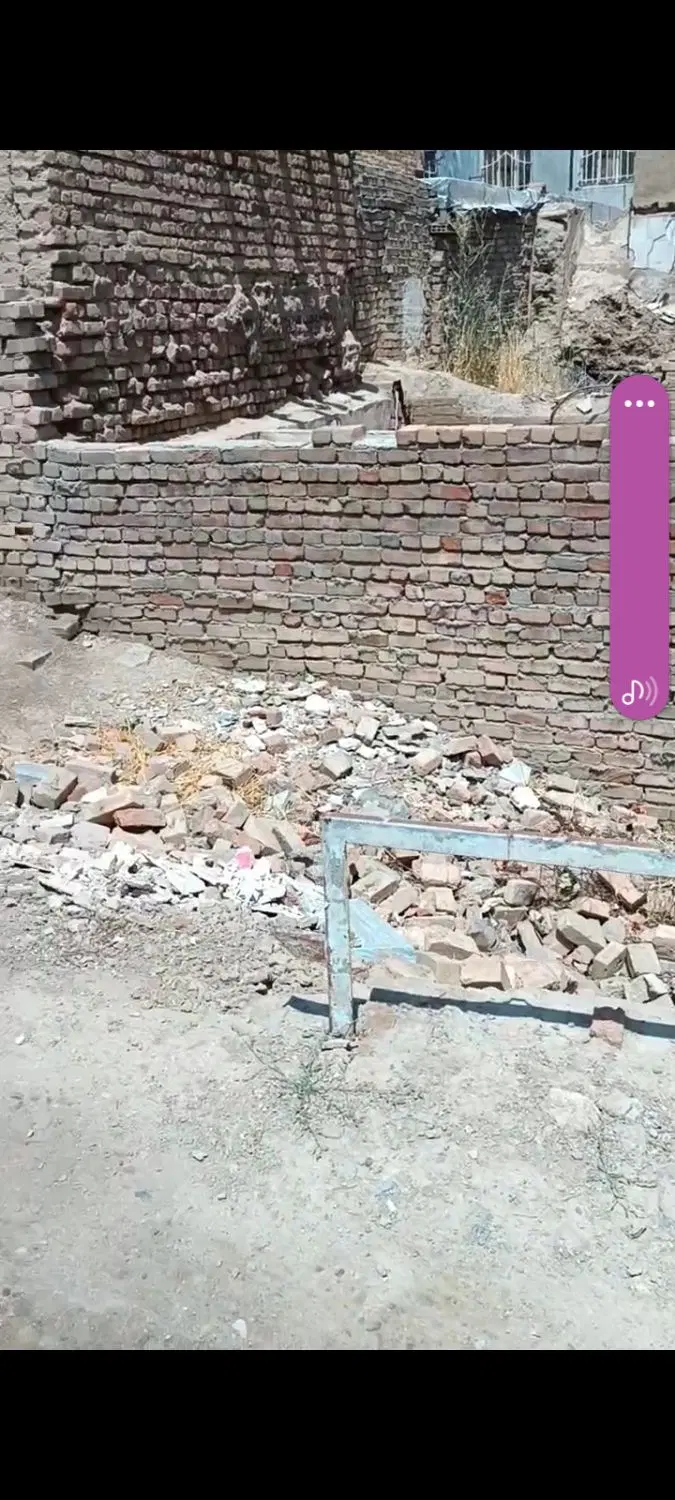 خانه مخروبه