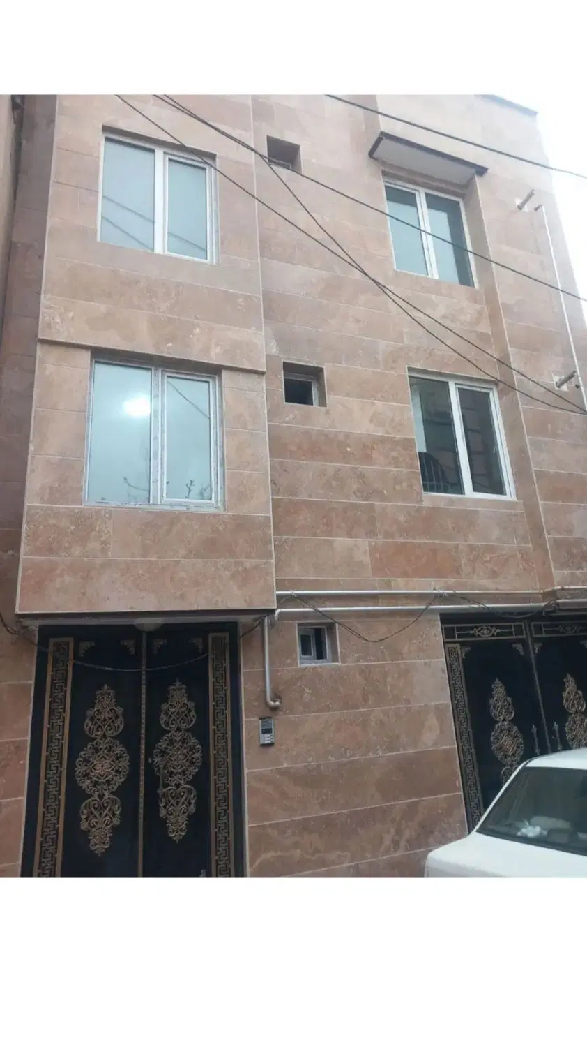 خانه ویلایی 100متری راه جدا تمام رهن در کاشانی.