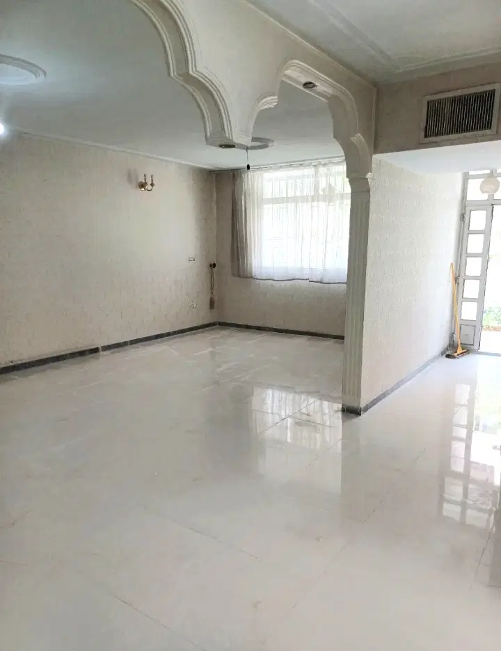 ۲۰۰متر اجاره ویلایی