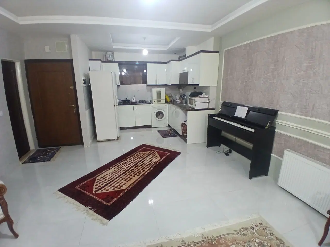 خونه شکار در حاشیه خیابان مدرس