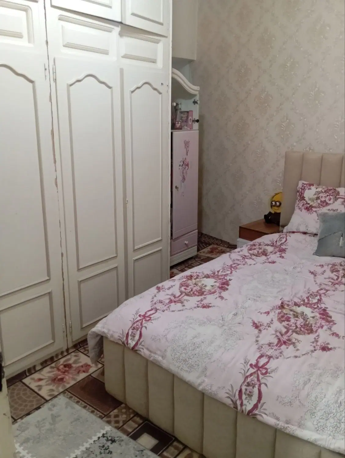 حیاط در آخماقیه ۶۷ متر