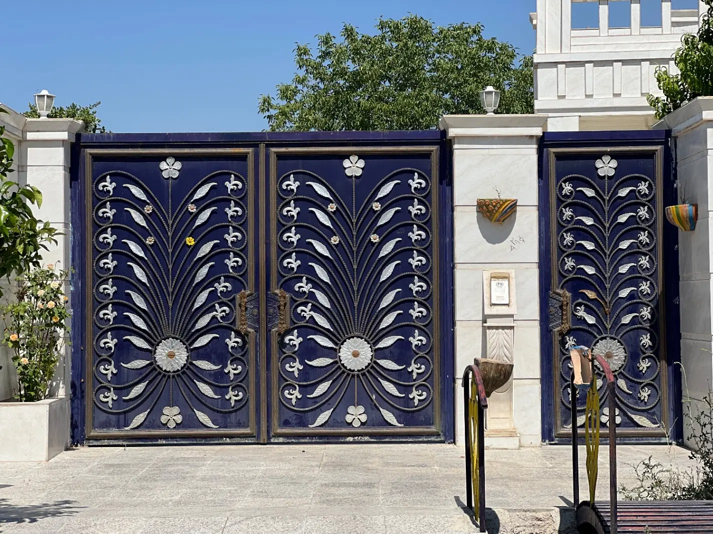 خانه_خانه باغ در احمداباد