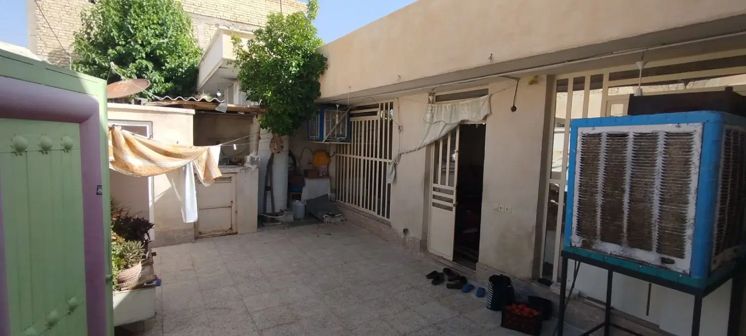 خانه درب حیاط دو خواب مستقل تمیز