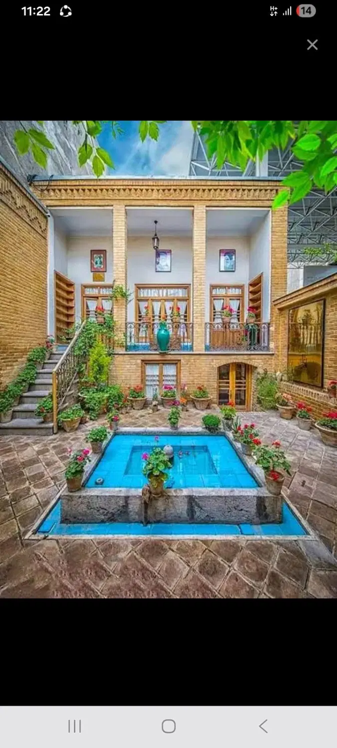 حیاط کلنگی دو طبقه بهار کوی سعدی