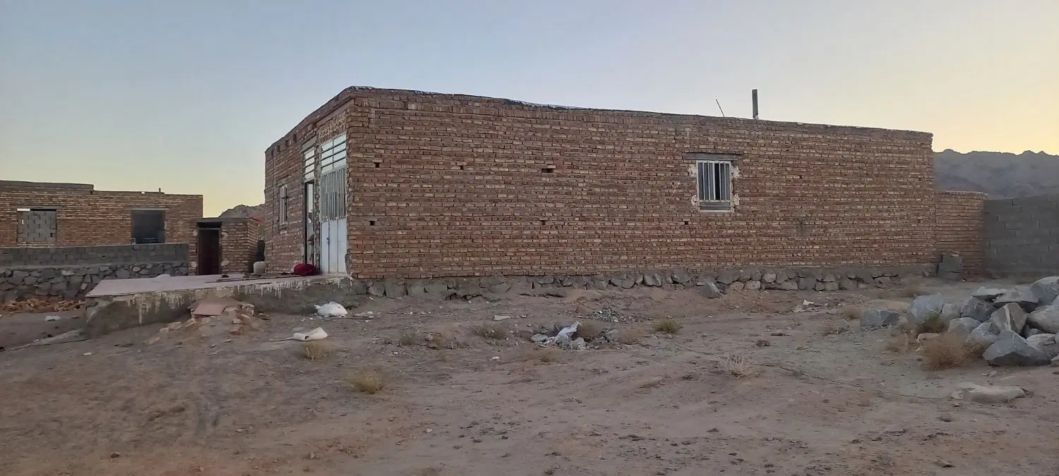 زمین فروشی