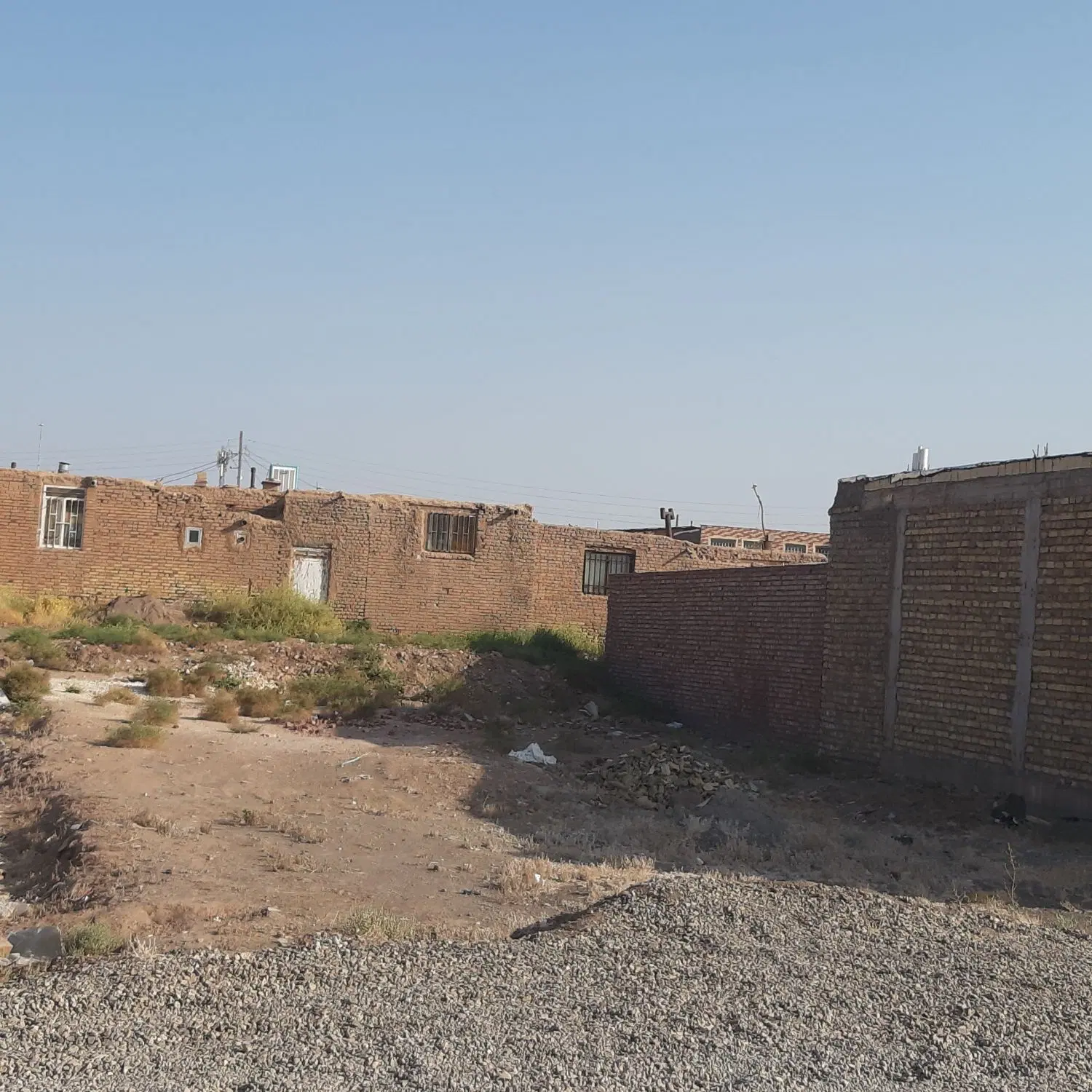 زمین ماهونک