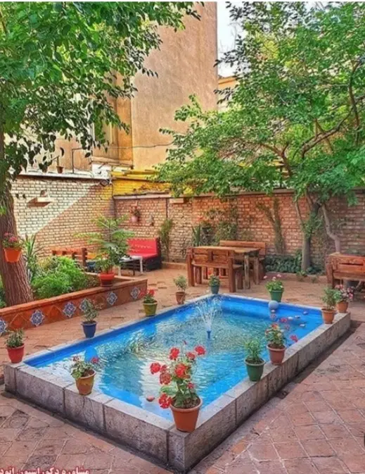 زمین تجاری ۱۴۰۰ متر موقعیت خوب