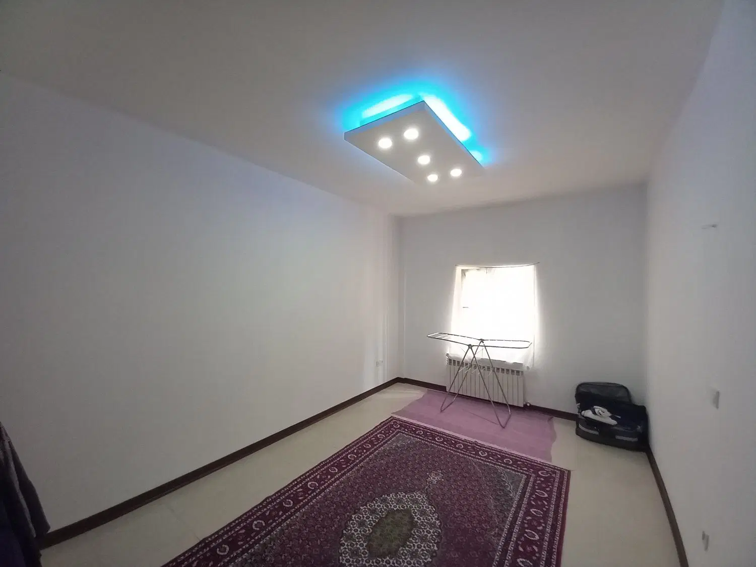 کیانمهر شهرک علوی با پارکینگ انباری مسقف