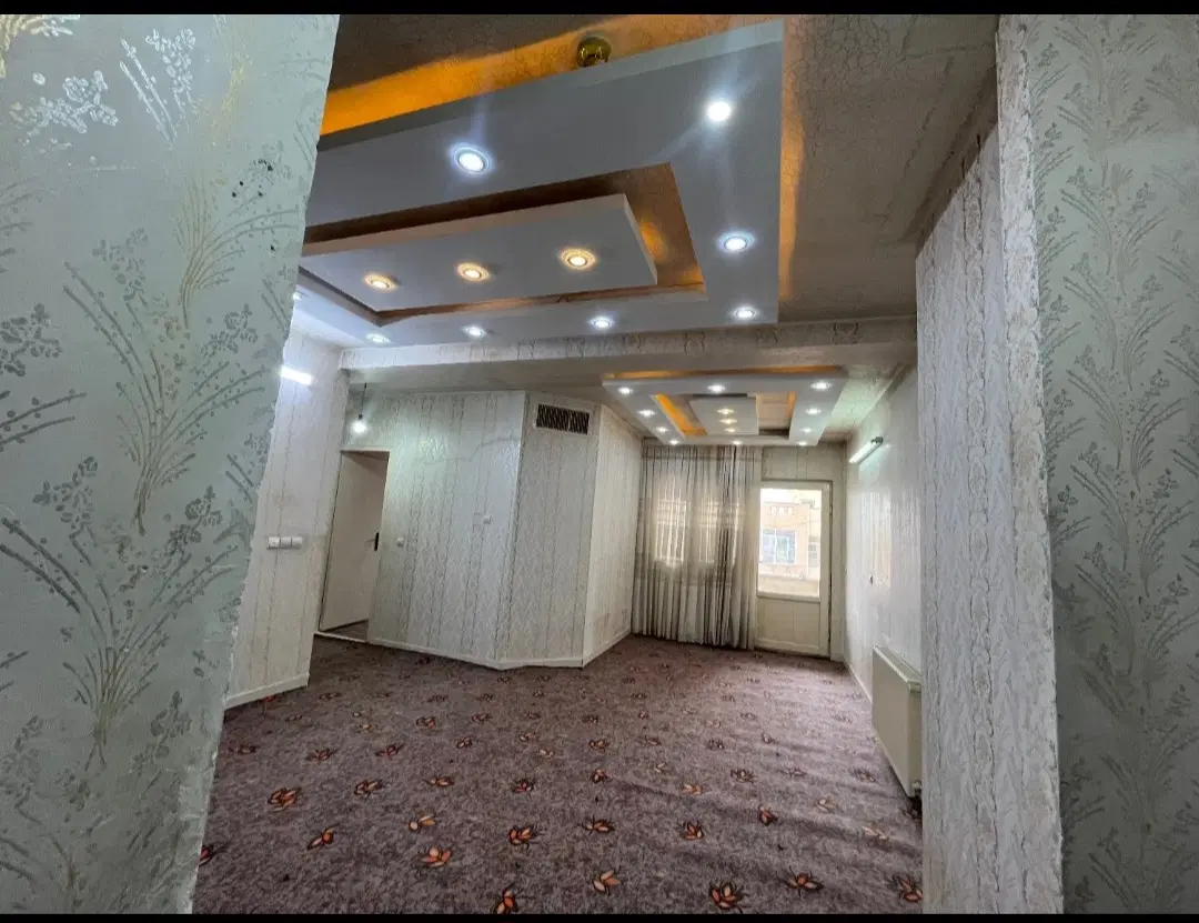واحد۶۳متری مجتمع رضوان پونک