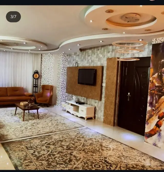 فروش اپارتمان سه طبقه سه واحد طبقه اول