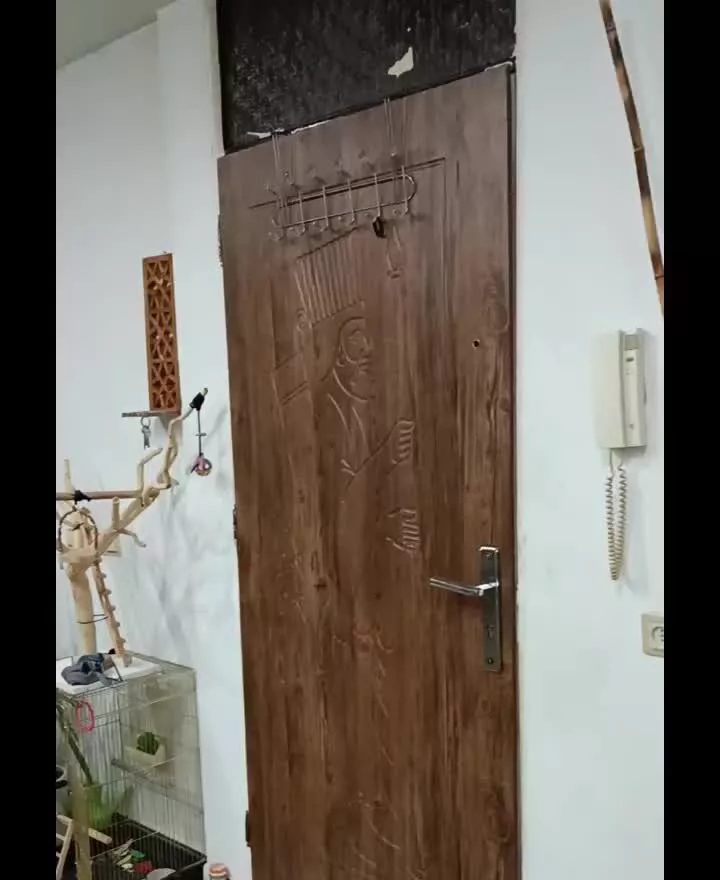 آپارتمان ۷۵ متری بازسازی‌شده یک‌خوابه چهارباغ
