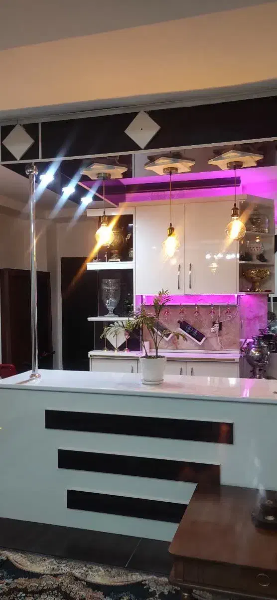 ۸۲ متر دو خواب ویو باز