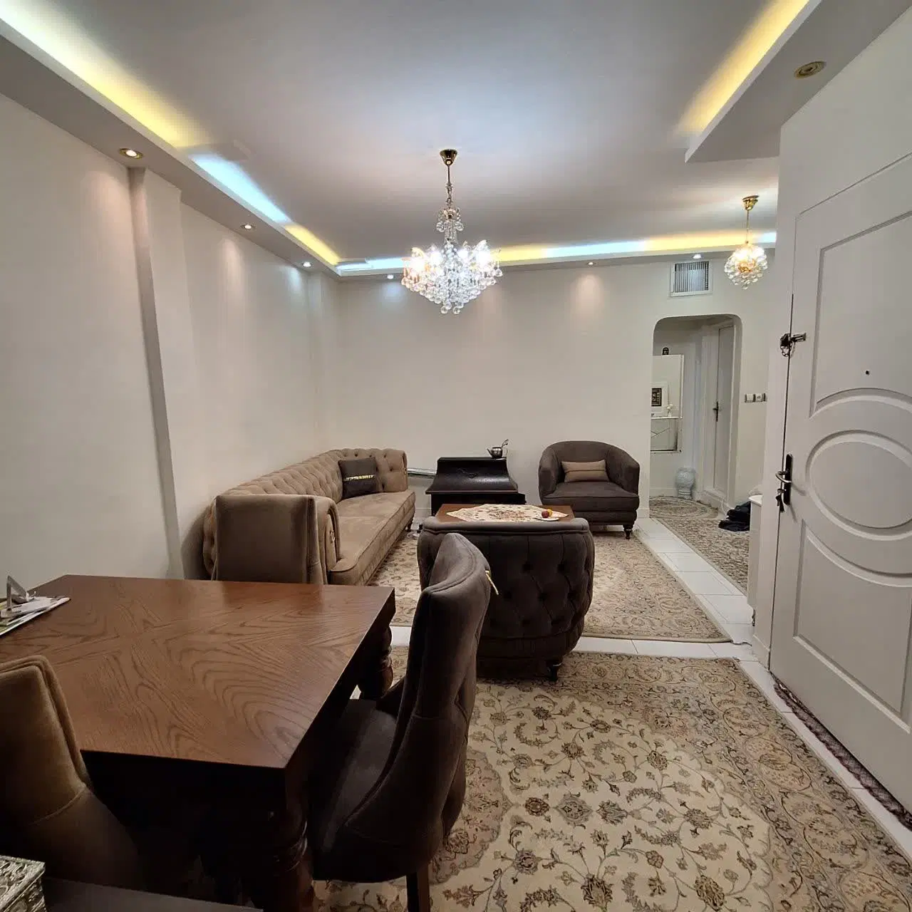 ۵۰مترتک واحدطبقه۲باپارکینگ_تخلیه_خ تاجری خ جعفری