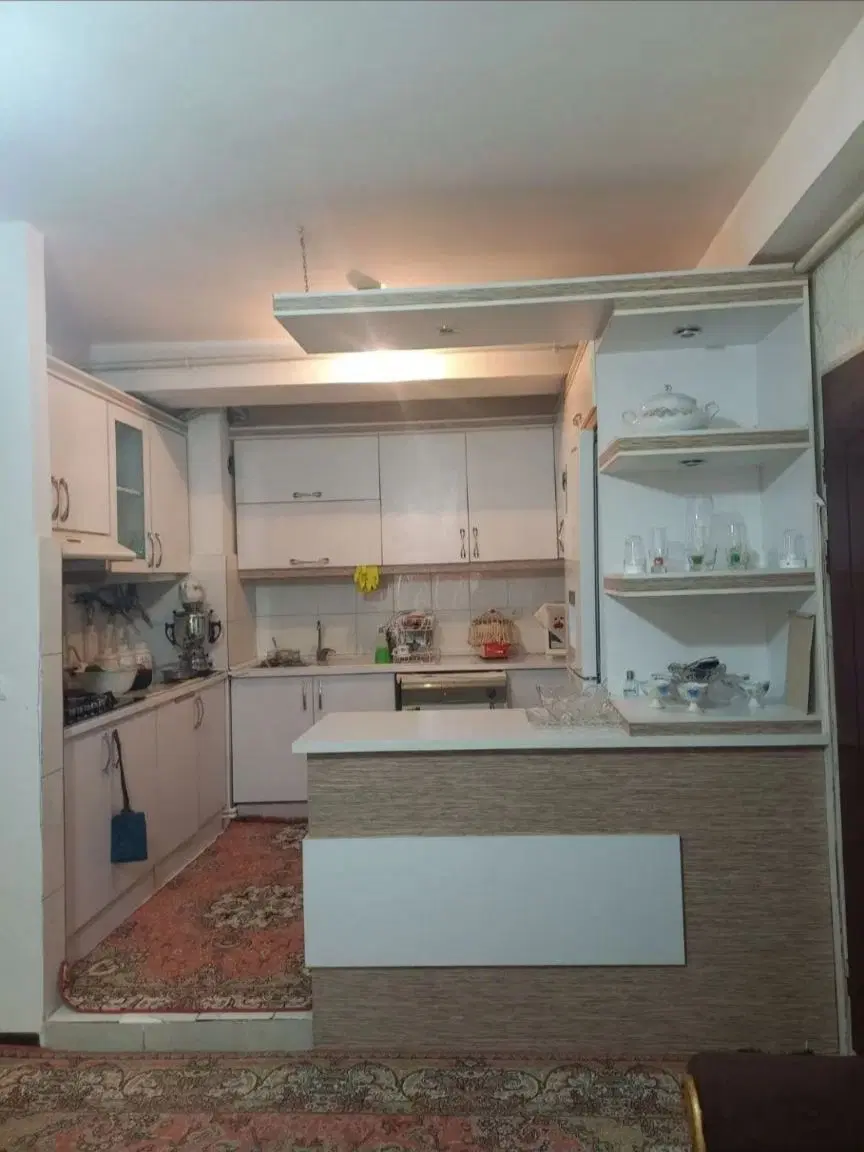 آپارتمان  لوکس خیابان عرشیا