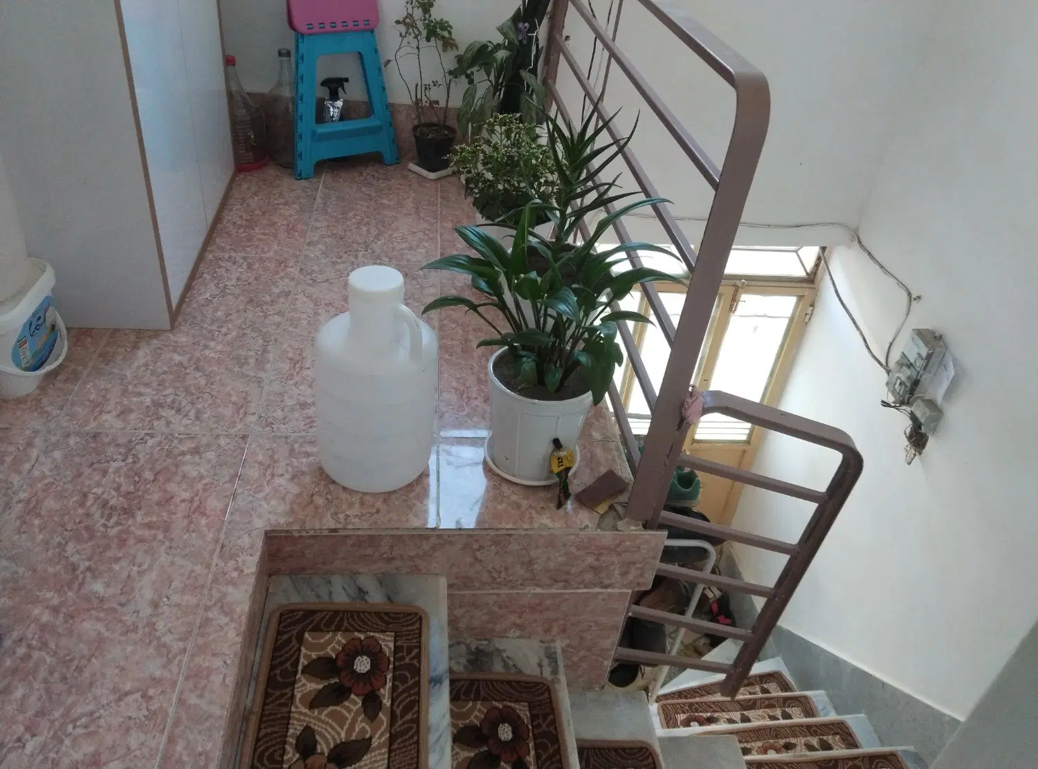 اجاره طبقه دوم ۲ خوابه آساوله