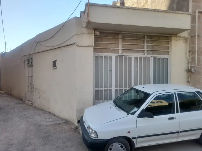 منزل کلنگی قابل سکونت