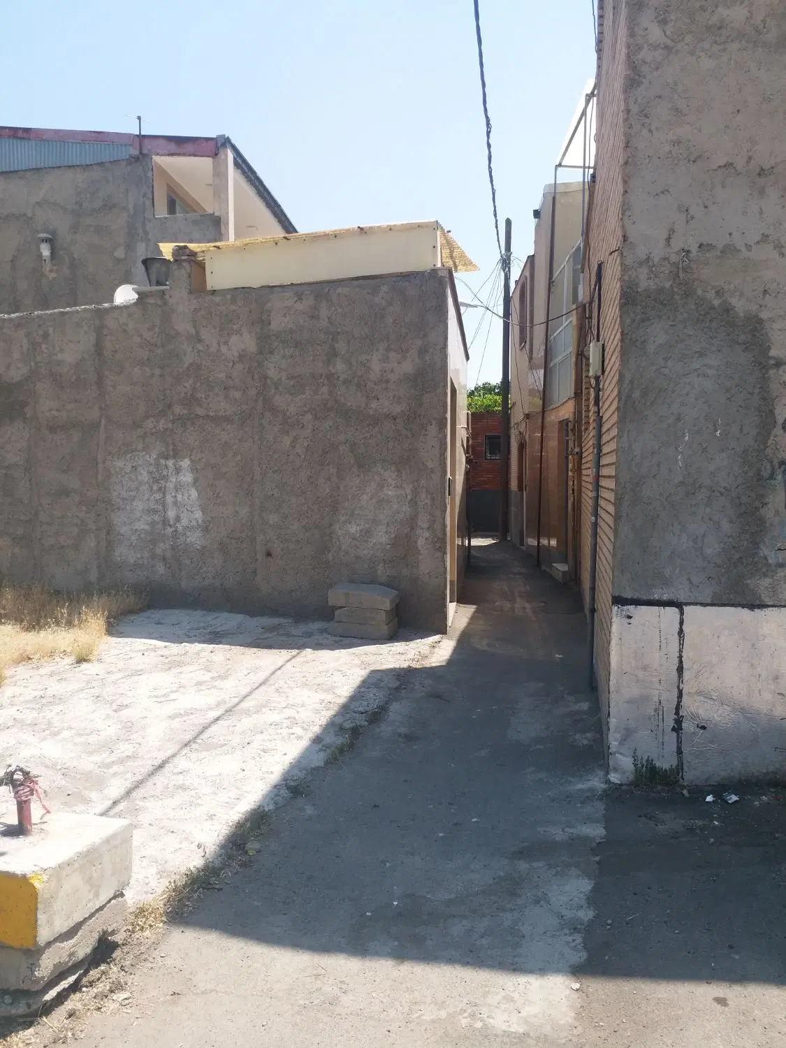 خانه دربست یک قعطه عقب