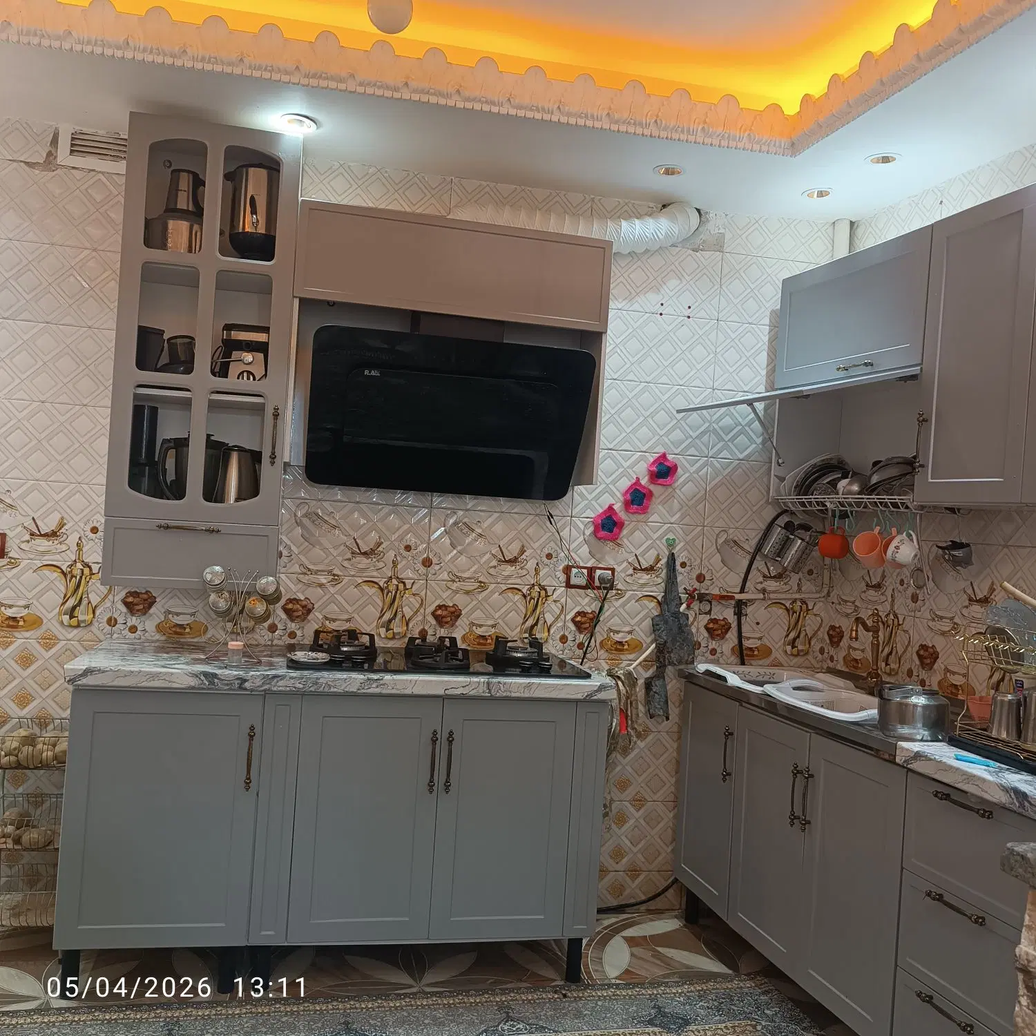 خونه دایی اباد و باقری 82