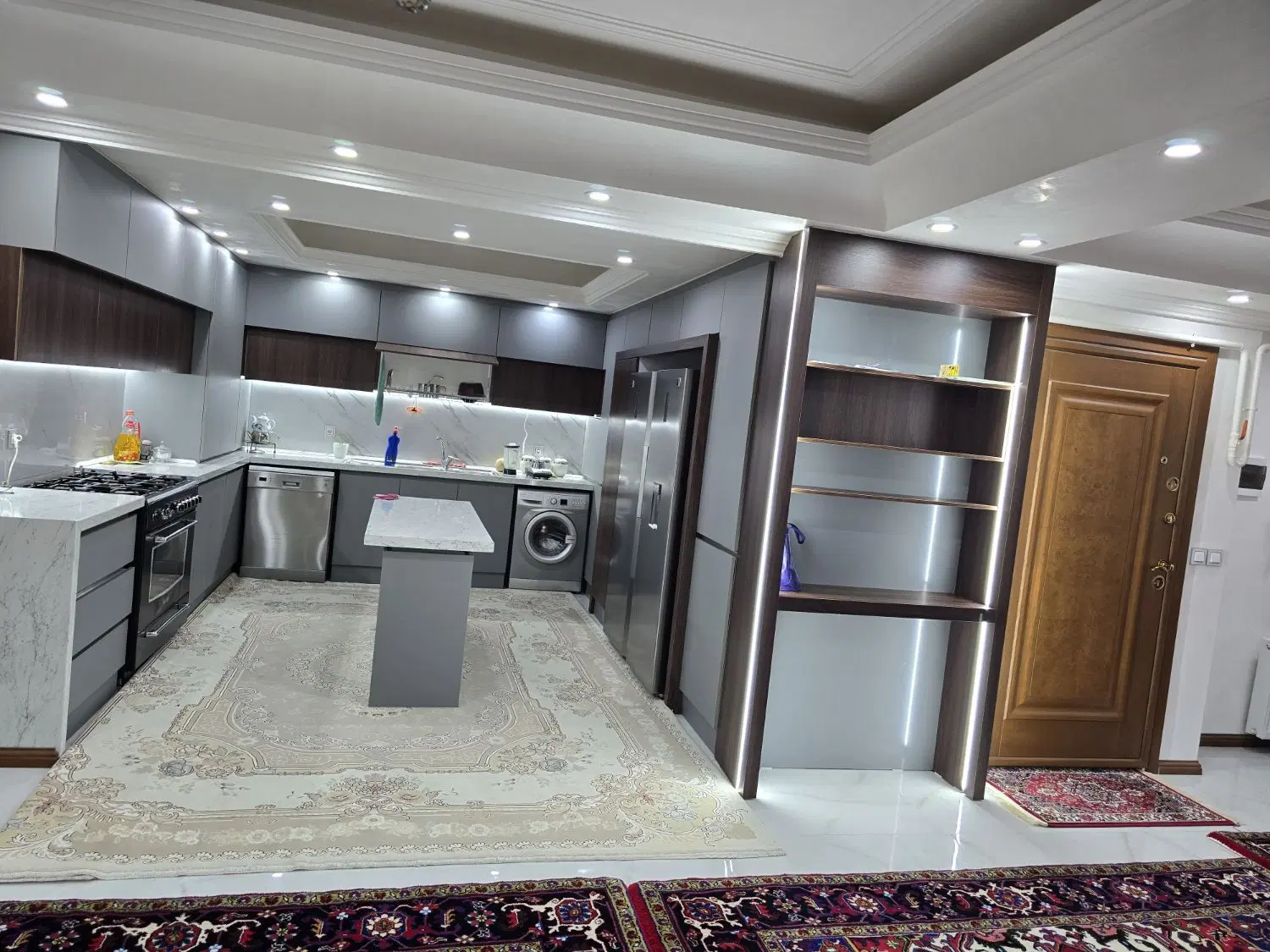 آپارتمان ۱۴۳ متر کوی نصر