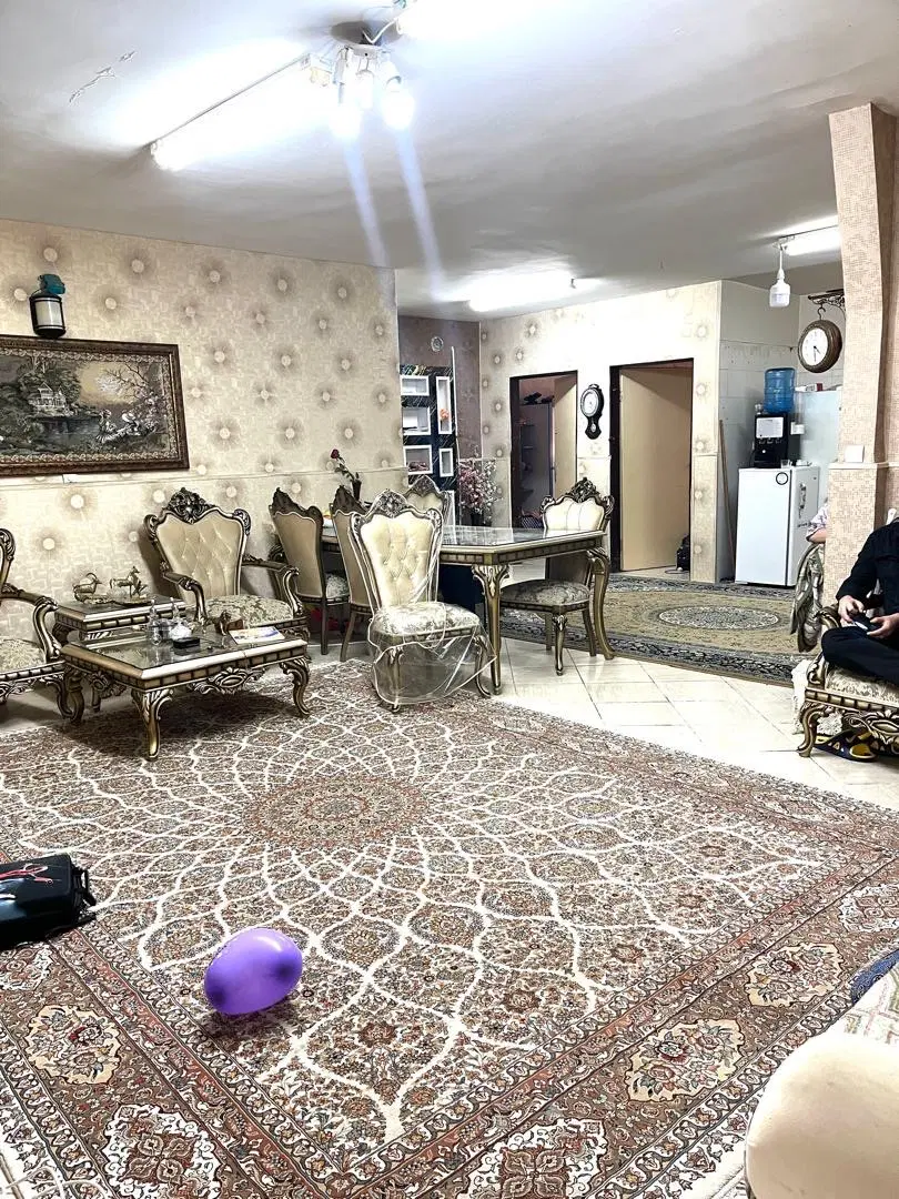فروش آپارتمان چهار واحده همکف
