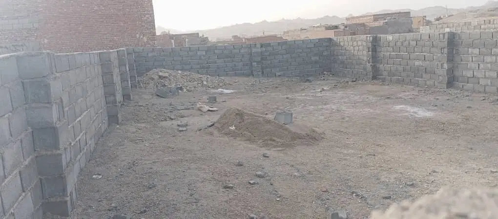 زمین فروشی