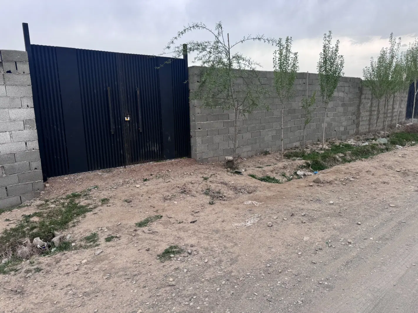 637 متر زمین سنددار ، چهارباغ