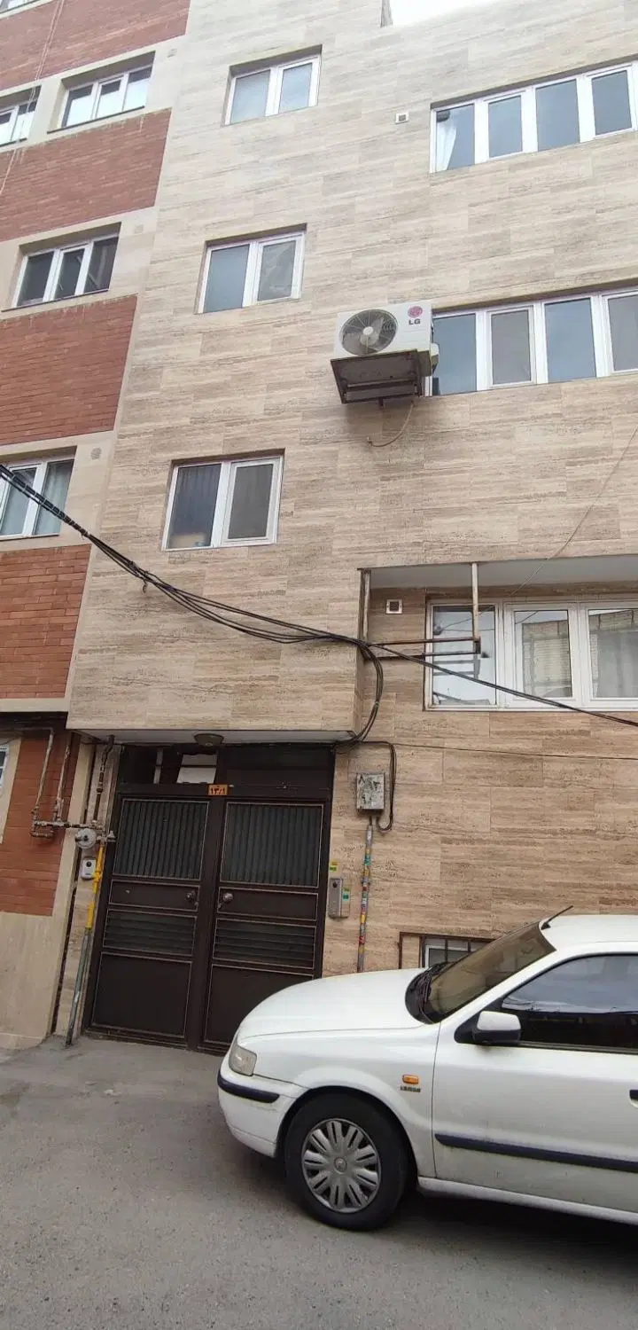 فروش آپارتمان لوکس ۵۰متری در عباسی جنب کوی زمرد