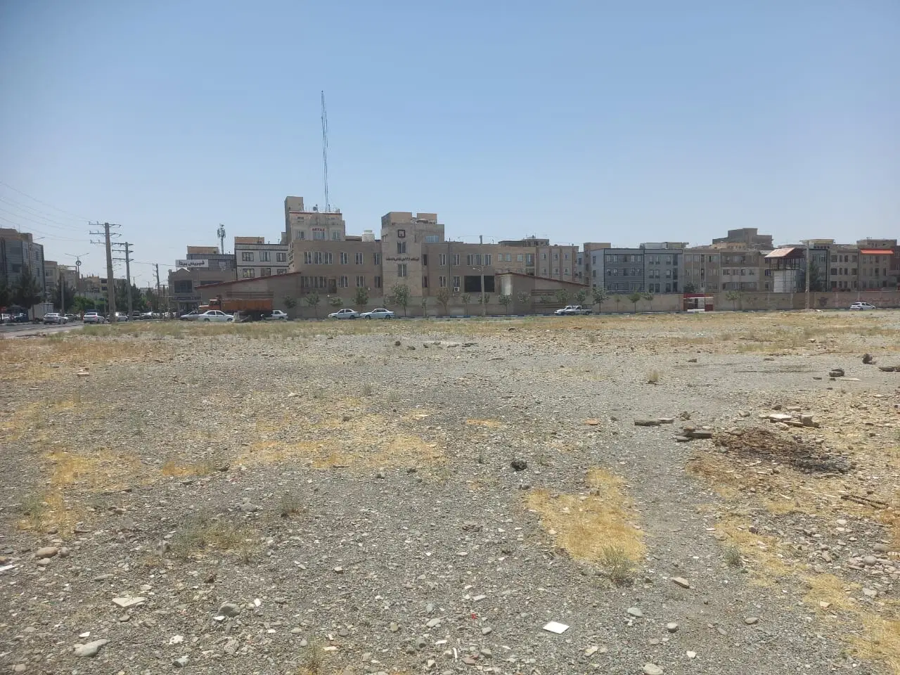 چهارباغ_۳۰۰متر_تجاری مسکونی
