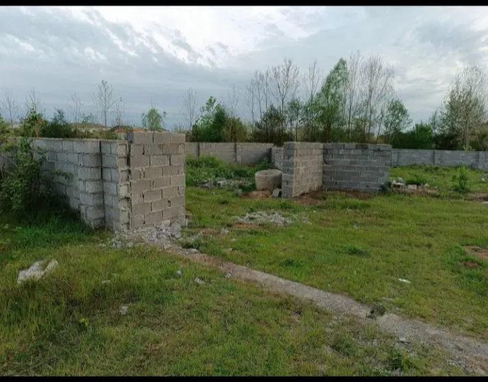 ۲۵۰ متر زمین ساحلی انبارسر