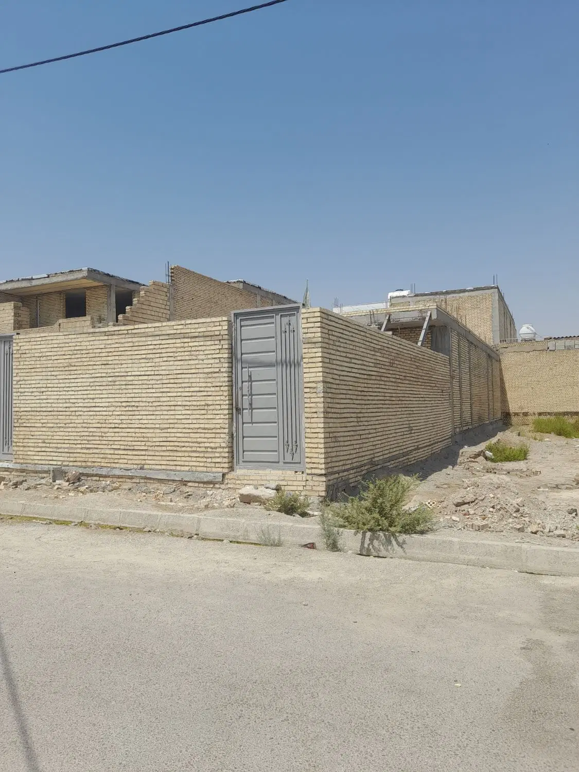 خانه نیمه کاره ۷۰درصد