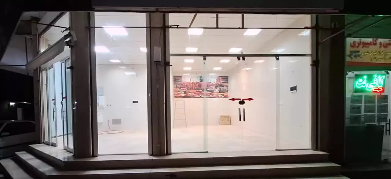 اجاره تجاری نبش جانبازان و امیر معز
