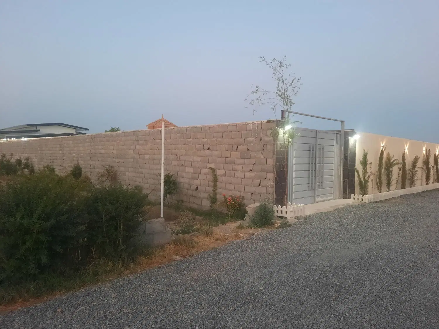 زمین جاباغ درمجموع باغ بالوکیشن عالی ومجوز