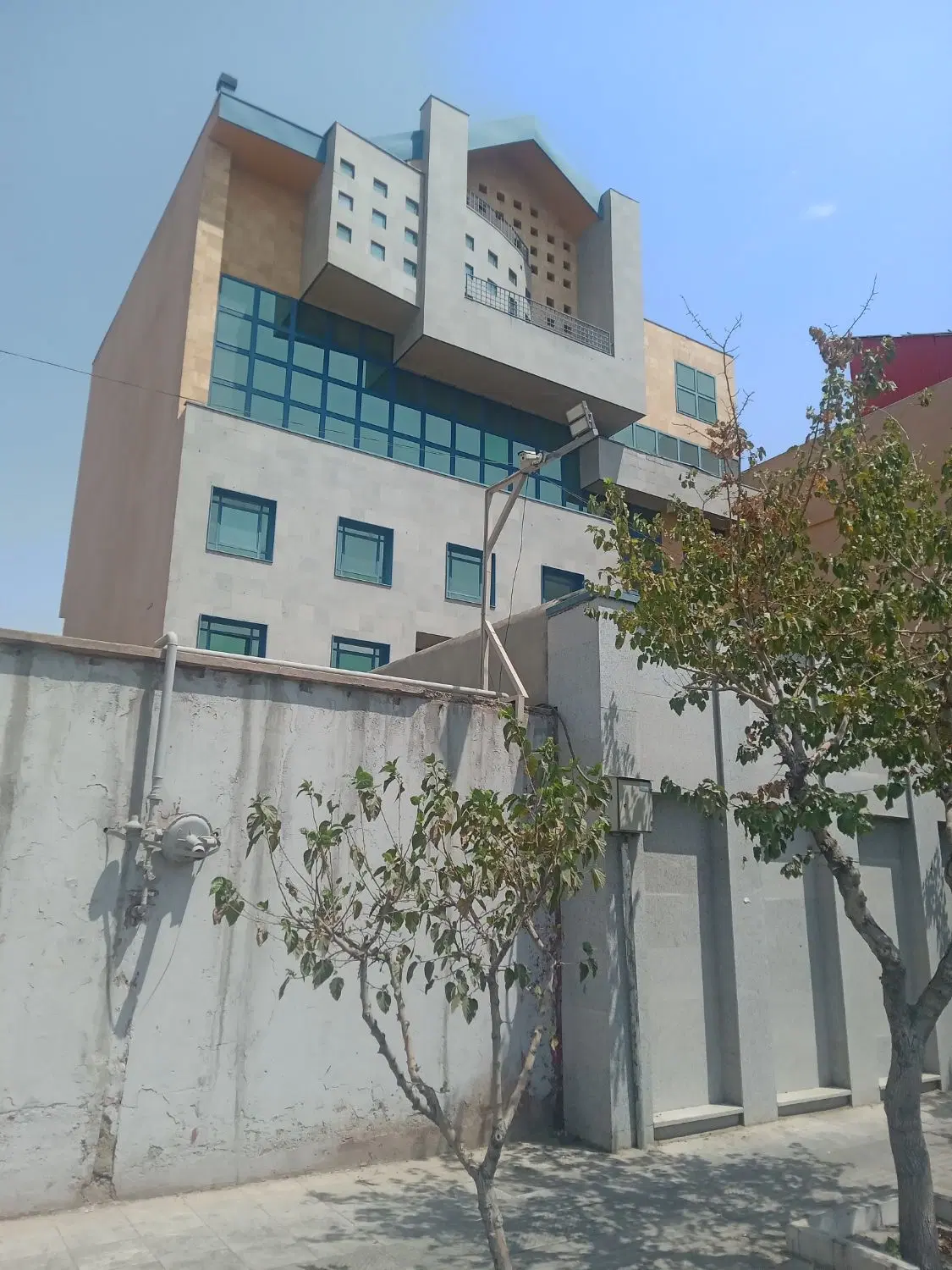 اجاره واحد در خادم اباد
