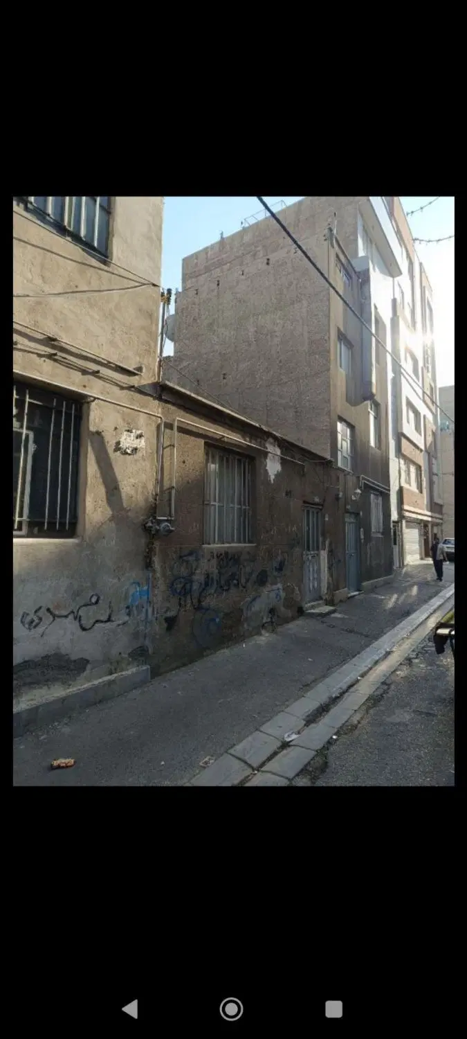 یکباب خانه ویلایی در شهرک ولیعصر