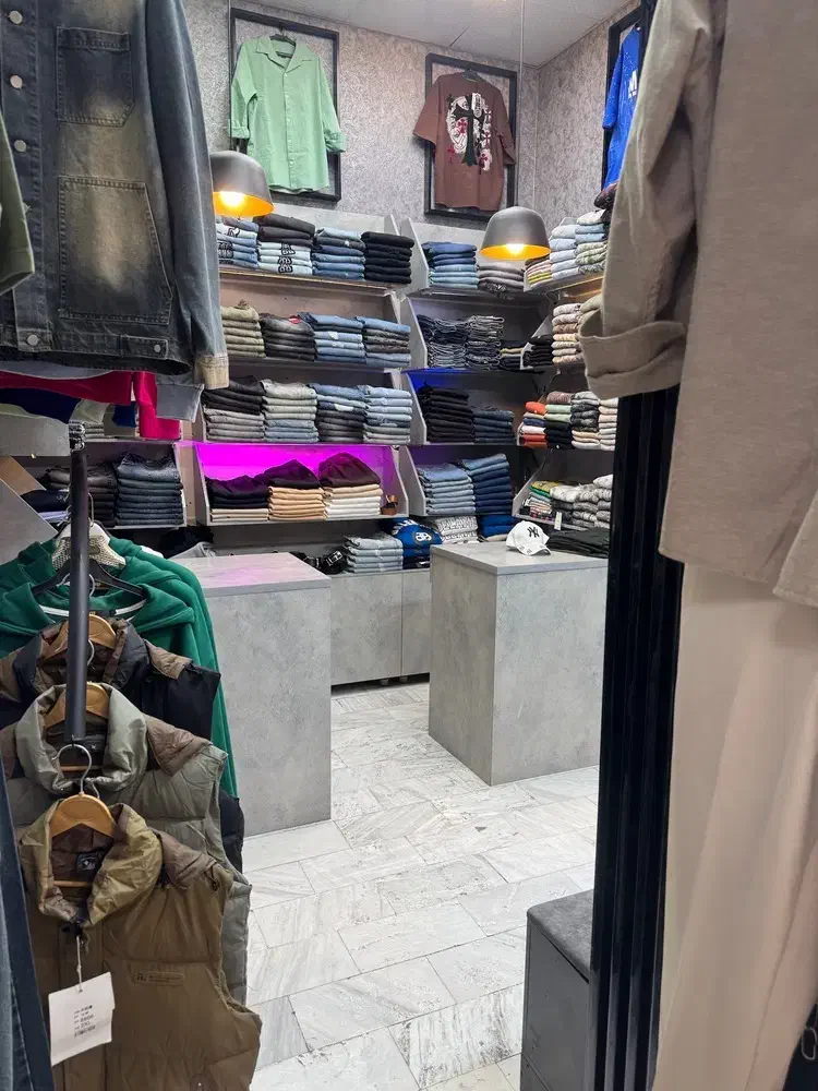 واگذاریه مغازه دکور اجناس پوشاک مردانه