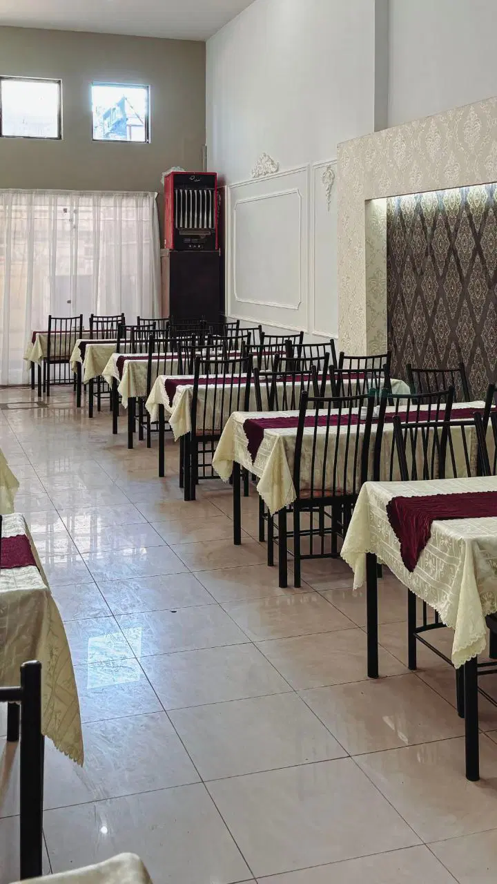 اجاره رستوران حاشیه خیابان امام رضا ۵۰۰نفر ظرفیت