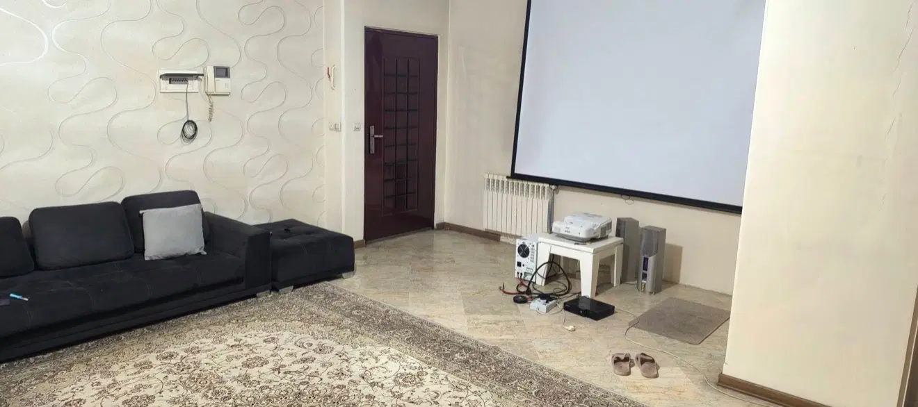 خانه ۷۰ متری دنج