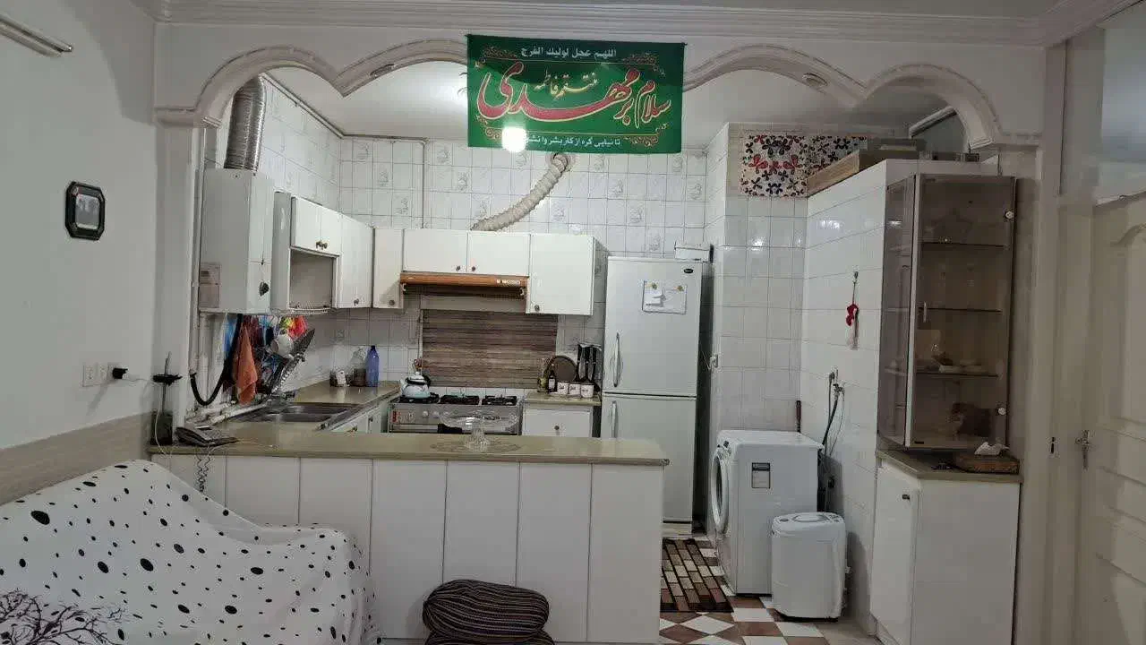 طبقه همکف ۷۵ متری، آل محمد