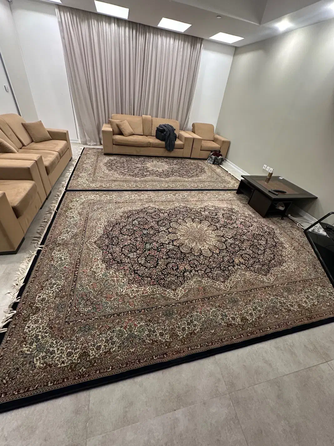یک خوابه طبقه اول نزدیک بازارچه
