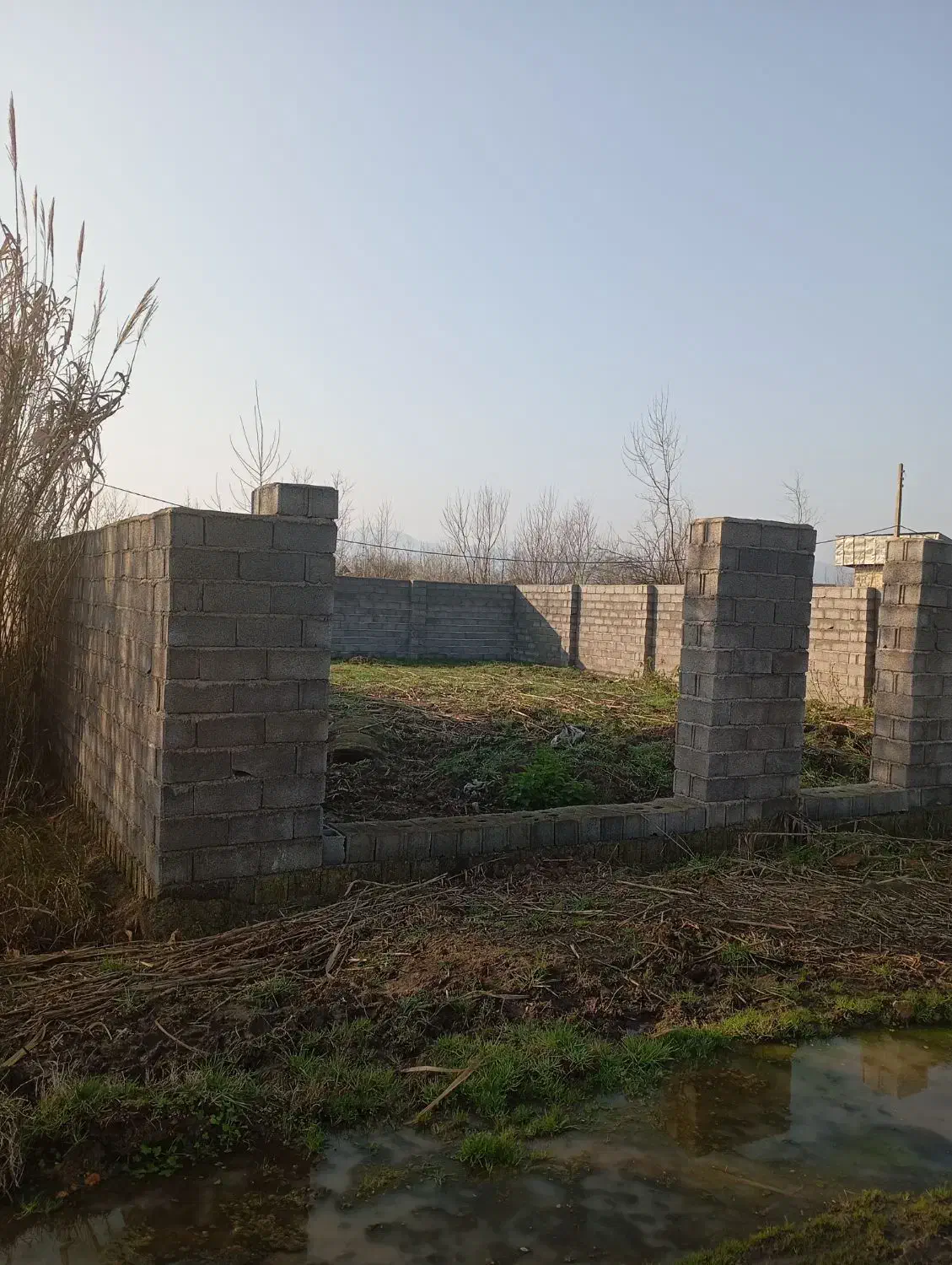 مسکونی روستایی دیوار کشی