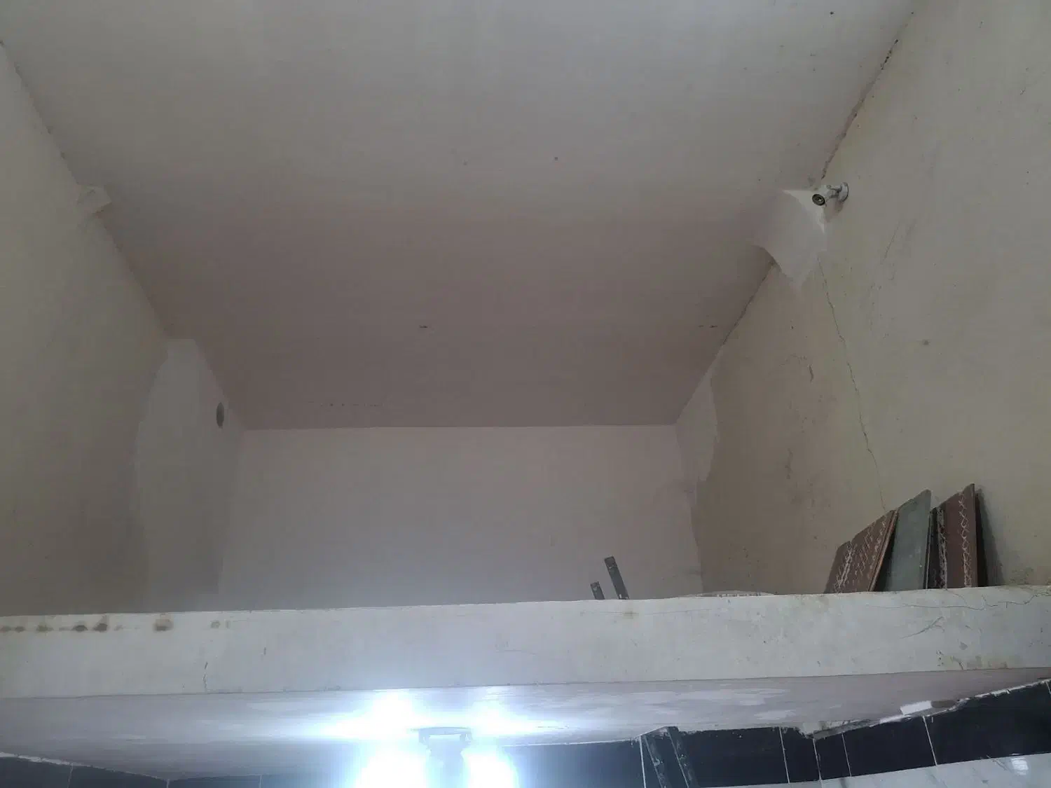 مغازه ی اجاره ای