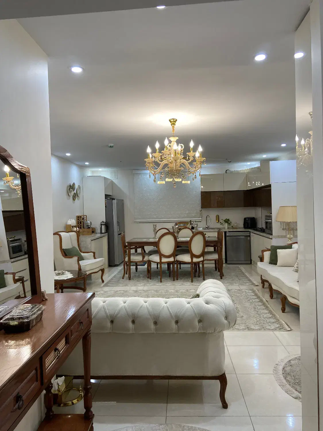 فروش واحد ۹۶ متری نگین غرب