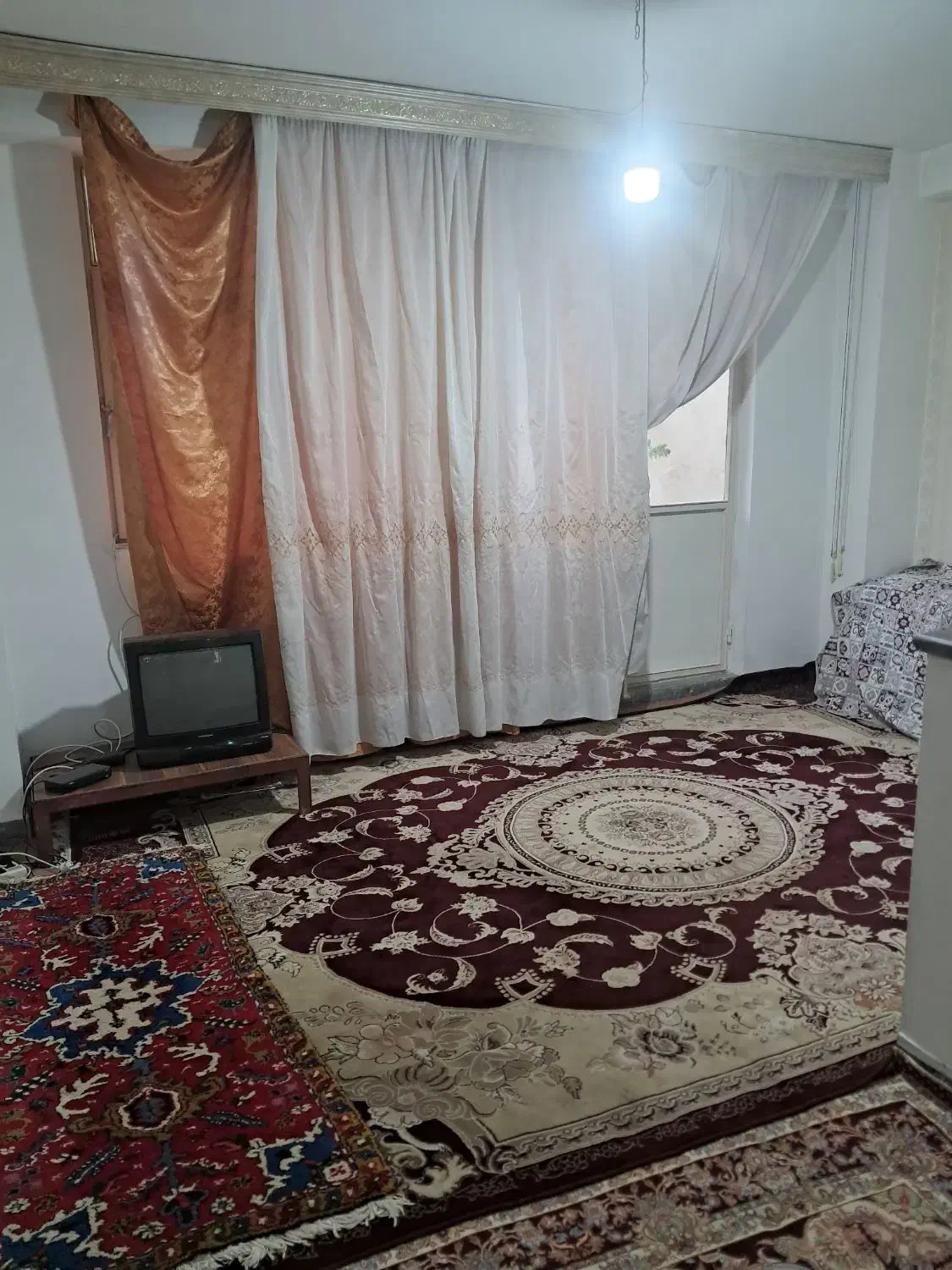 اندیشه ۶۰ متر تمام رهن ۲۰۰ تومان