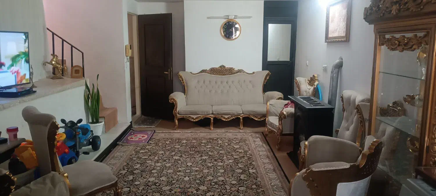 یک طبقه روی همکف آزادگان