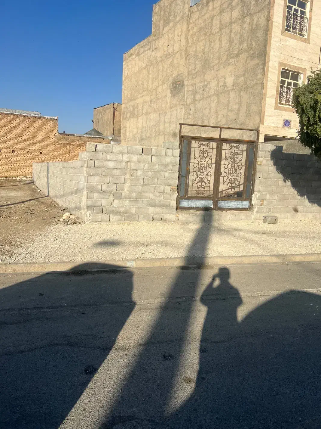 زمین مسکونی تجاری ۱۸۱