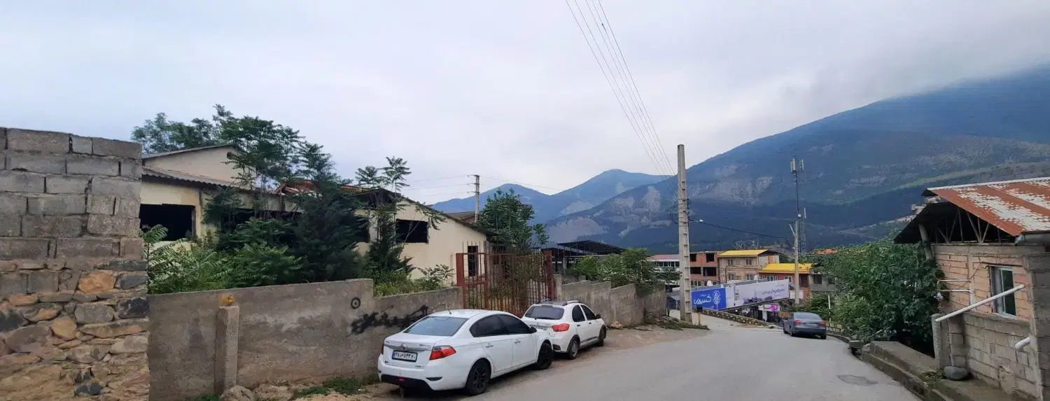 ۹۰۰ متر زمین مرکز شهر مرزن آباد