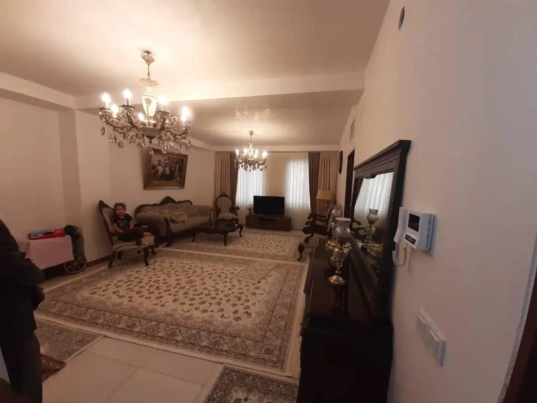واحد ۹۷متری رهن و اجاره در کمالشهر